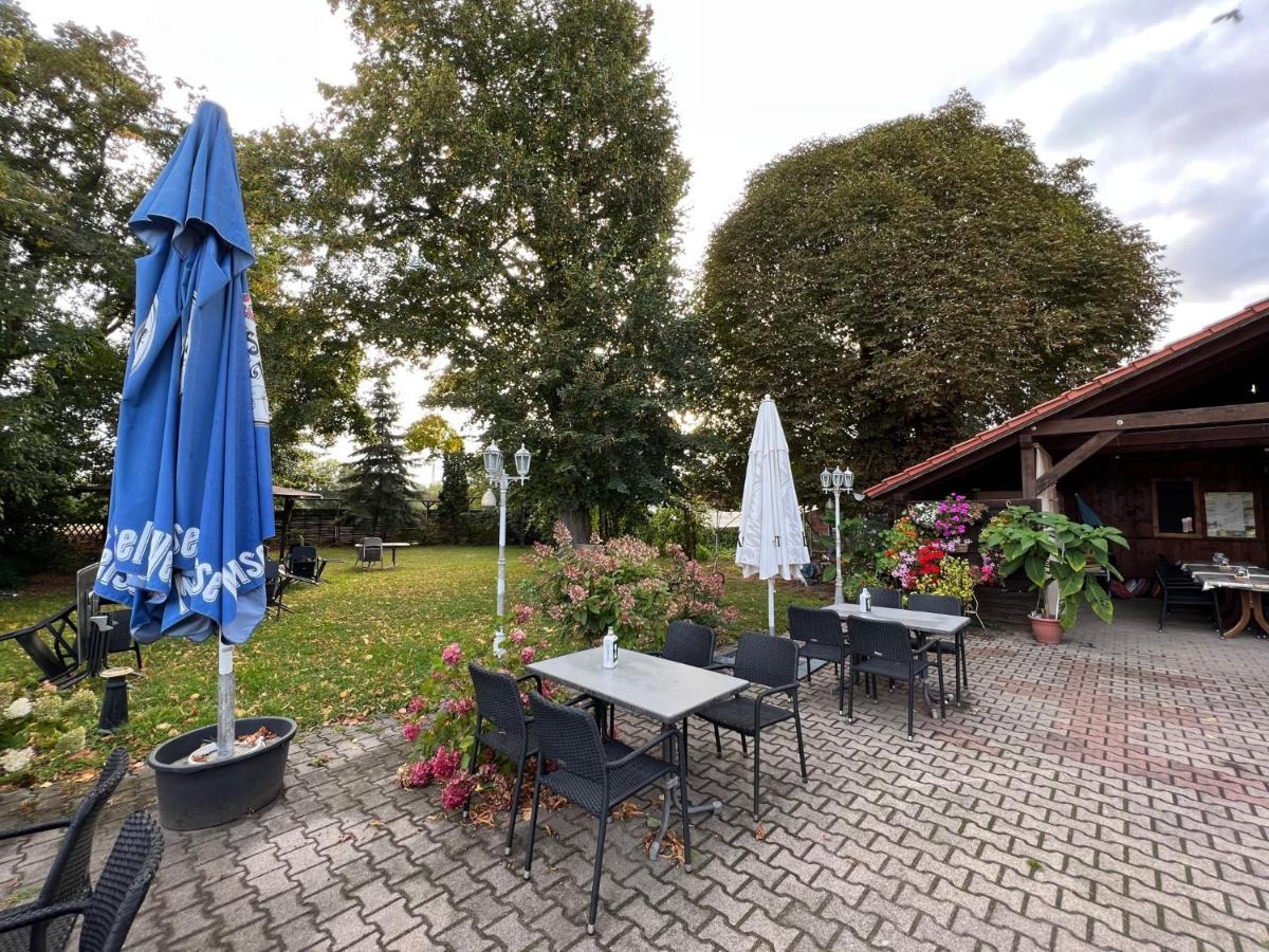 Gasthaus Kelly Magdeburg Exterior foto
